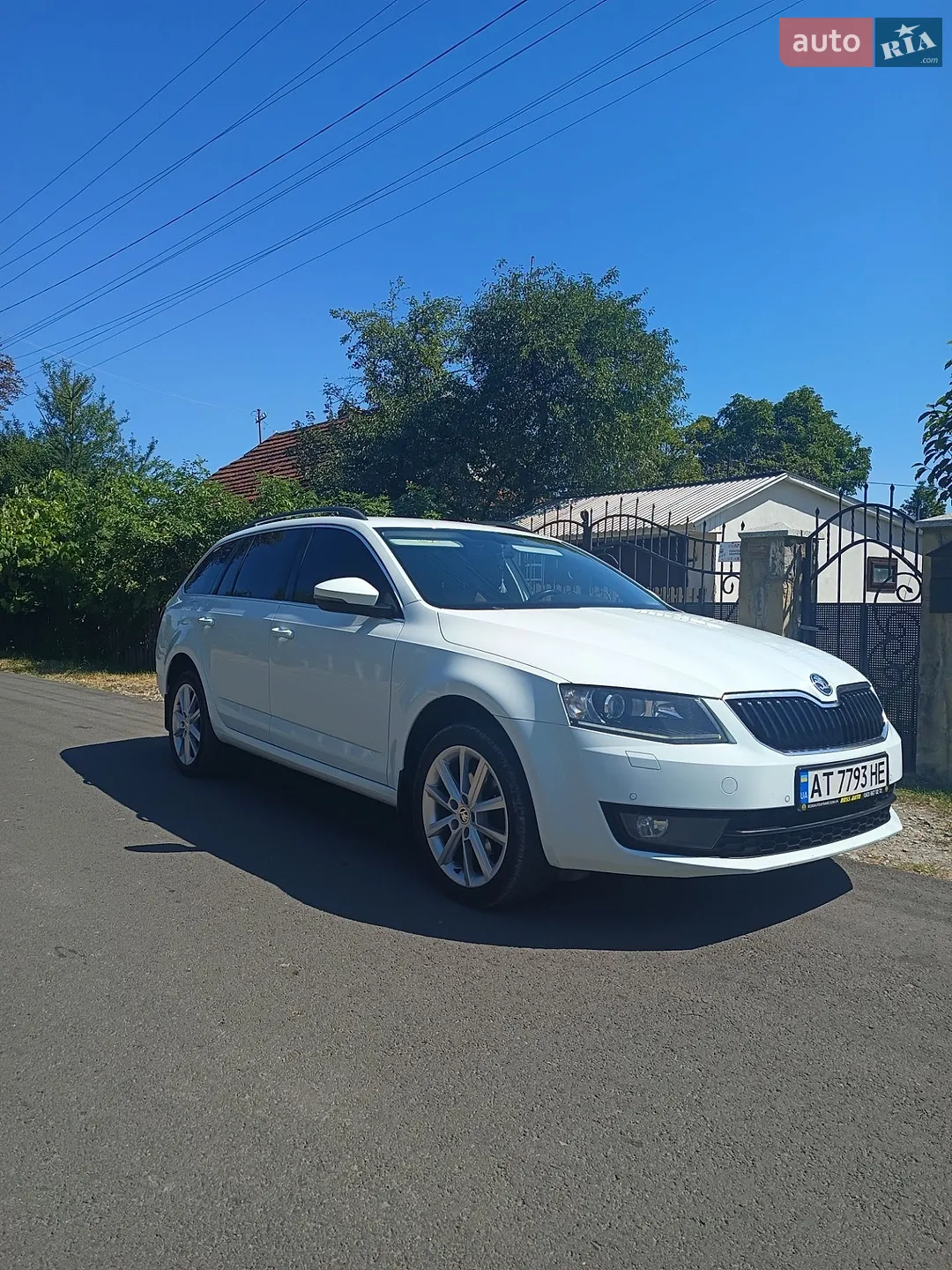2015 Skoda Octavia - фото 1