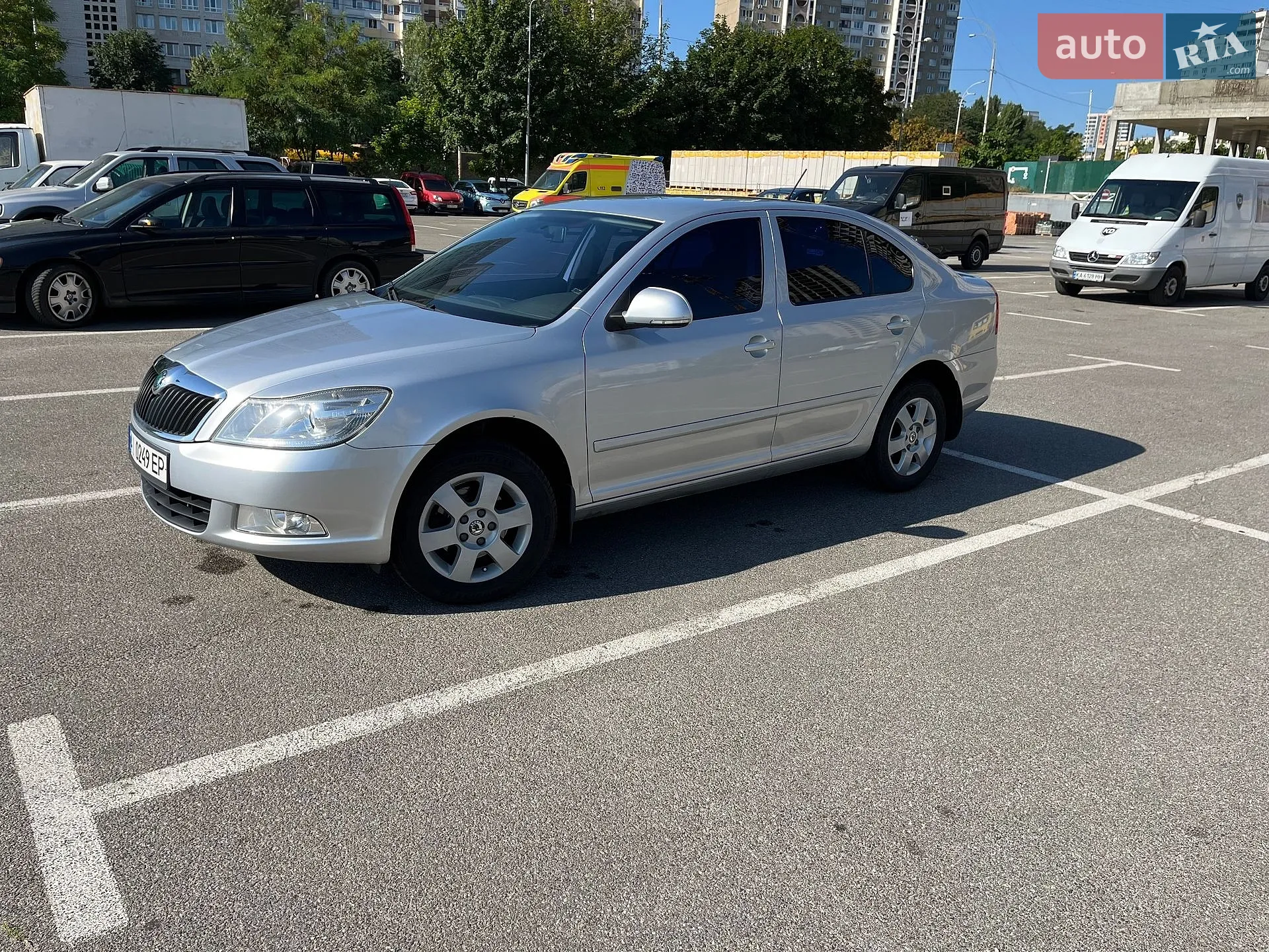 2010 Skoda Octavia - фото 1
