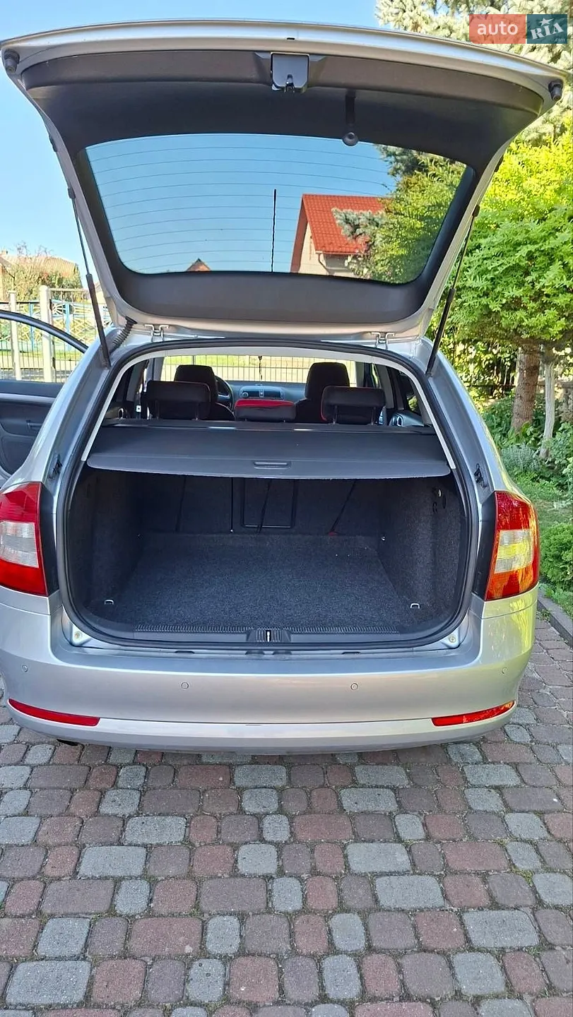 2010 Skoda Octavia - мініатюра 6