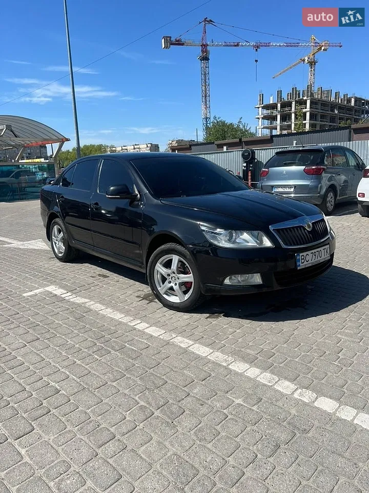 2011 Skoda Octavia - мініатюра 12