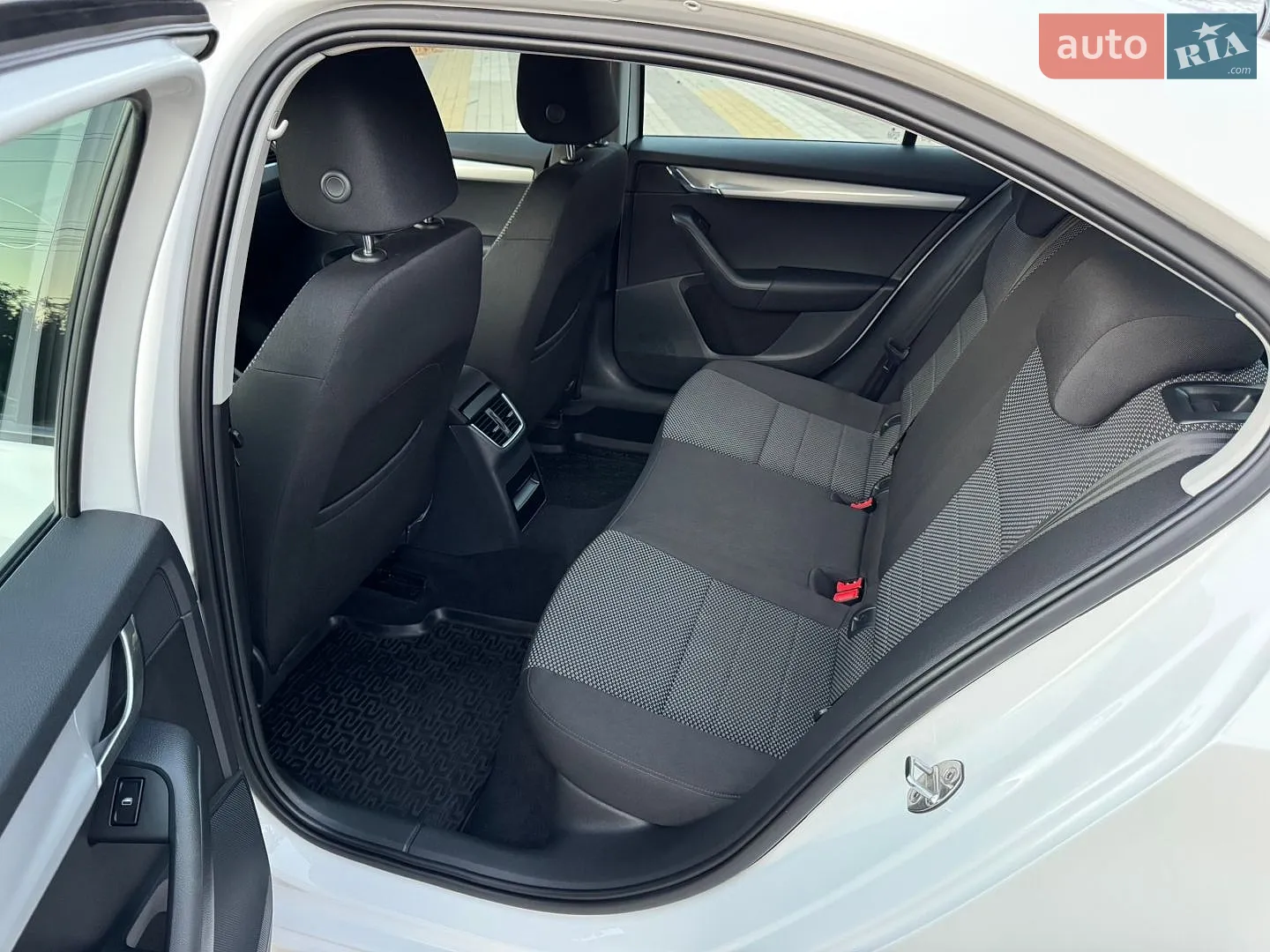2014 Skoda Octavia - мініатюра 53