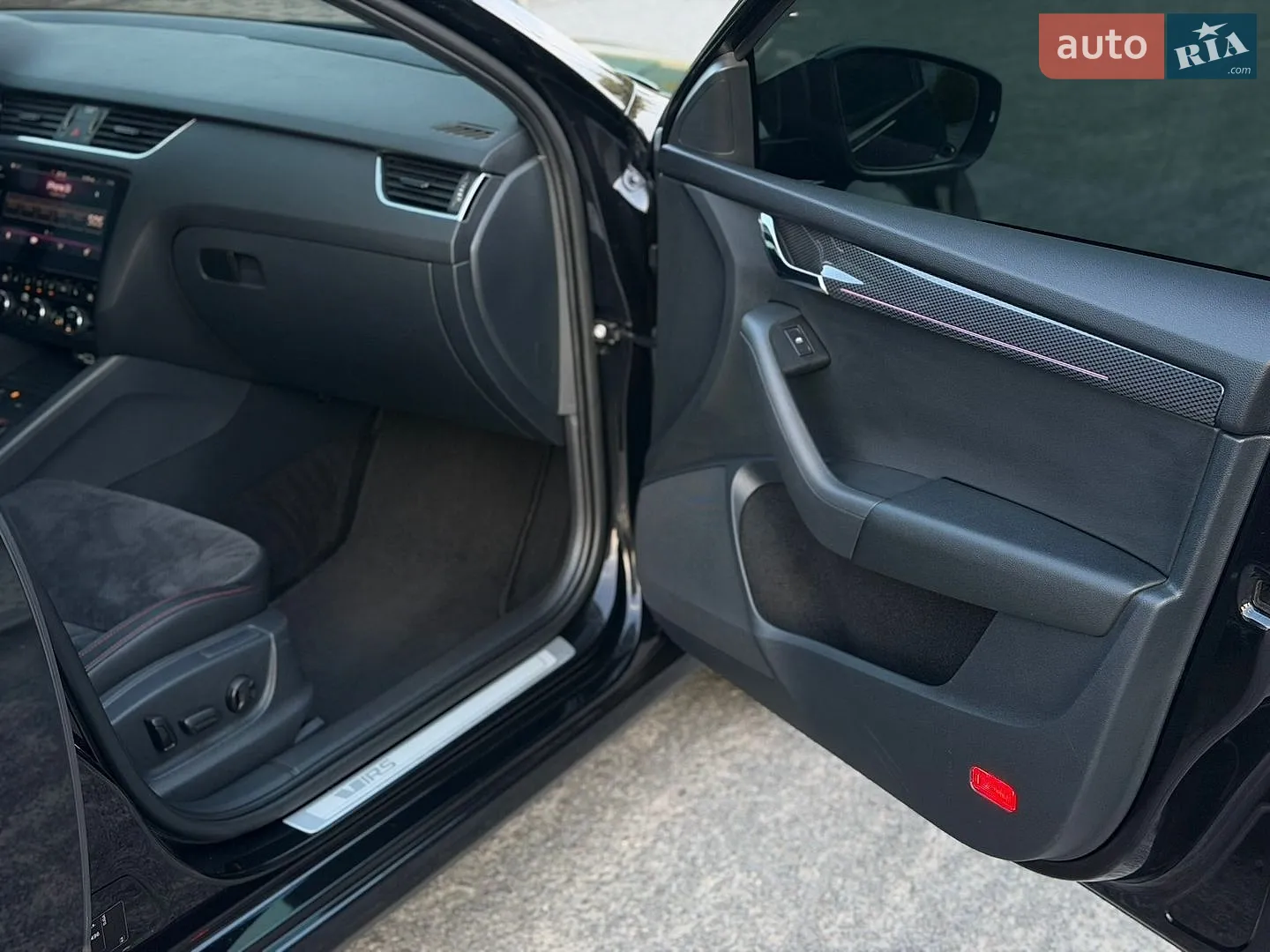 2019 Skoda Octavia - мініатюра 49