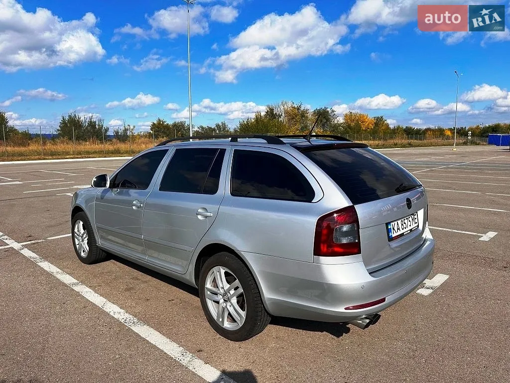 2011 Skoda Octavia - мініатюра 11