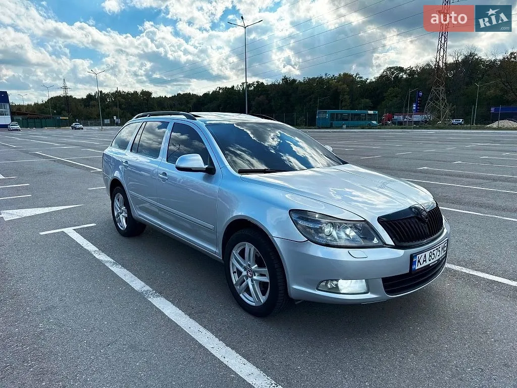 2011 Skoda Octavia - мініатюра 61