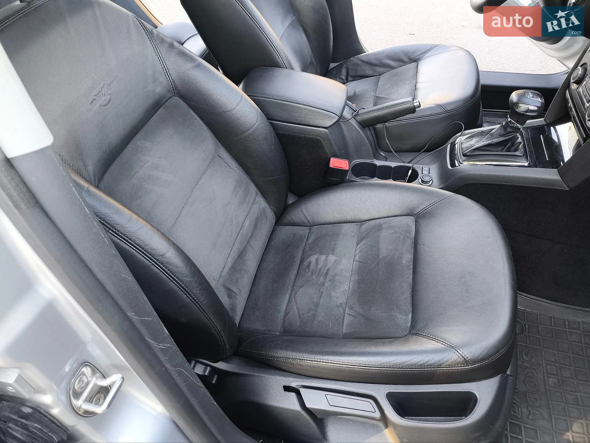 2010 Skoda Octavia - мініатюра 36