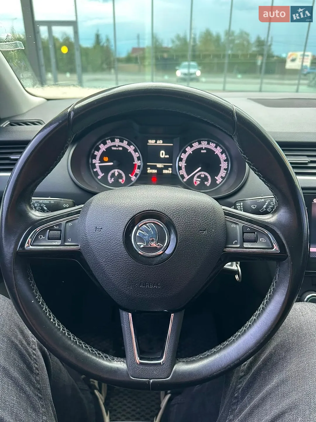 2017 Skoda Octavia - мініатюра 15