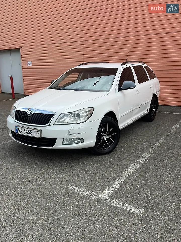2011 Skoda Octavia - мініатюра 10