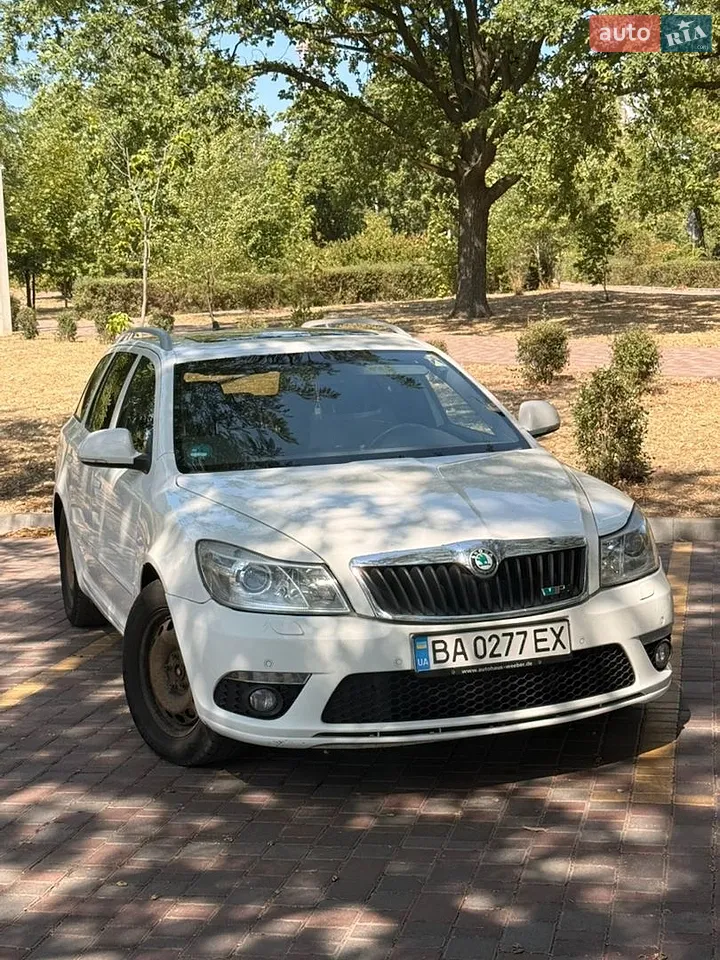 2010 Skoda Octavia - мініатюра 77