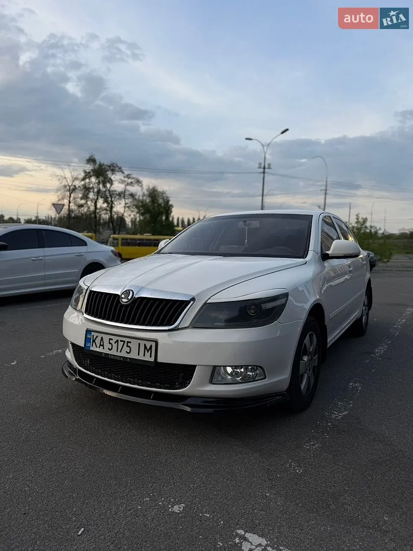 2011 Skoda Octavia - мініатюра 9