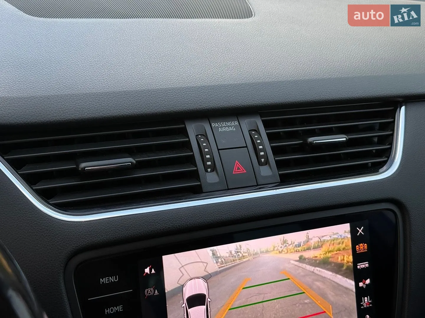 2019 Skoda Octavia - мініатюра 32