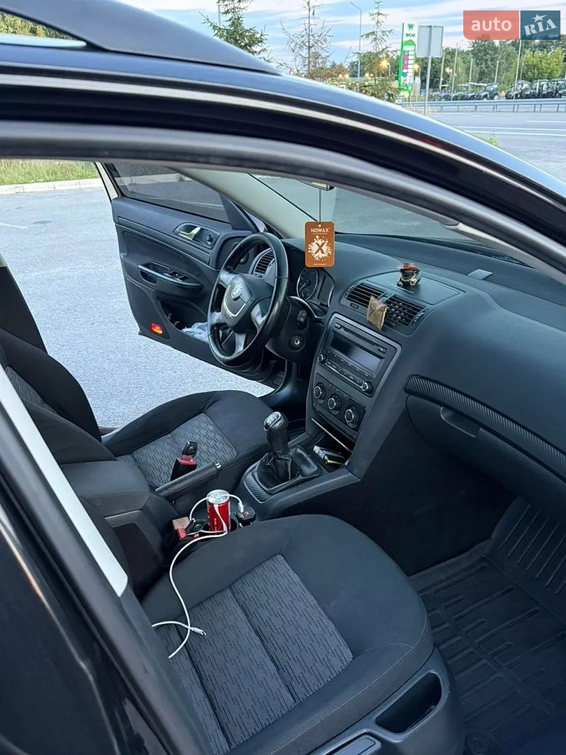 2012 Skoda Octavia - мініатюра 16