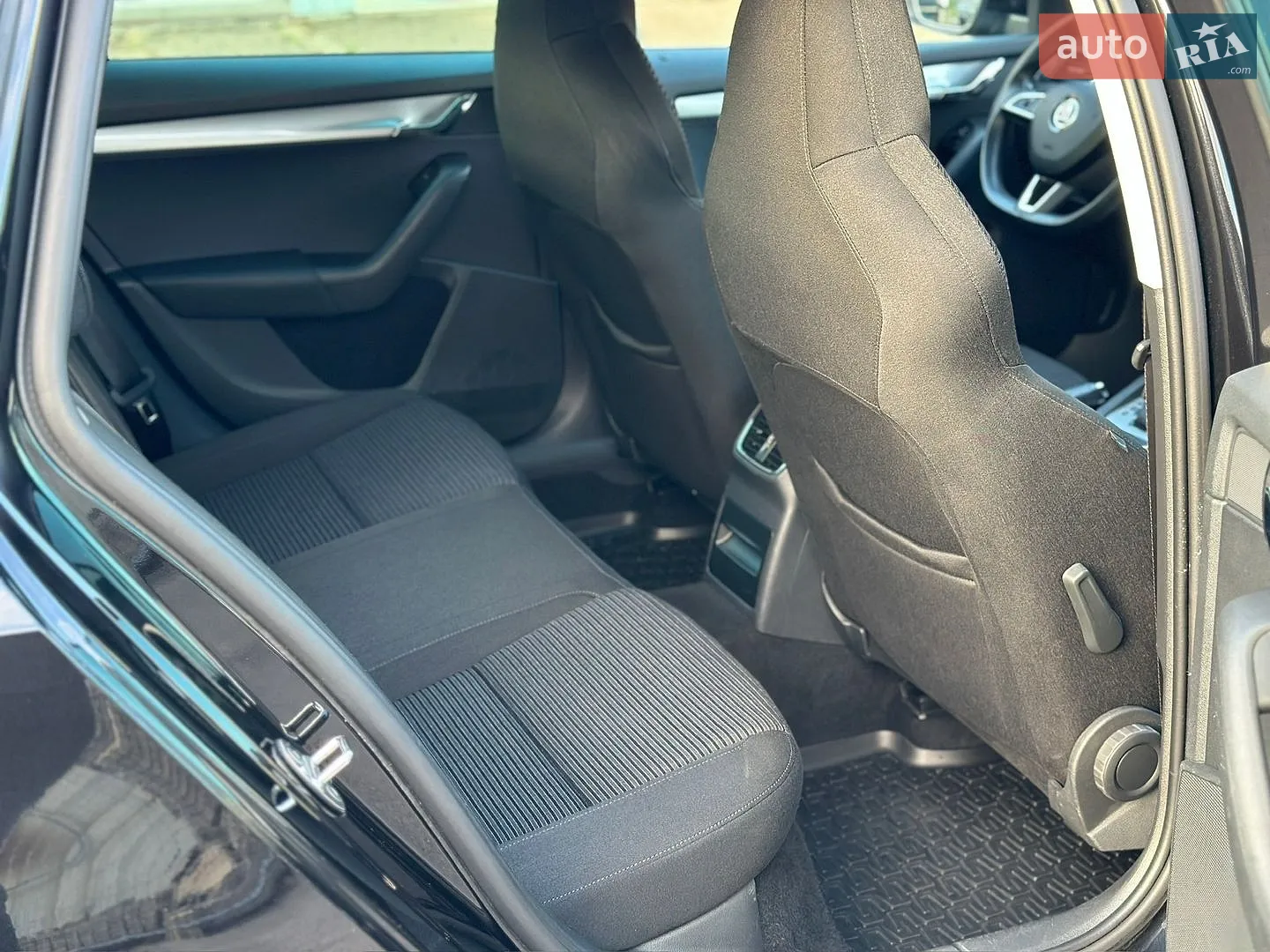 2015 Skoda Octavia - мініатюра 16