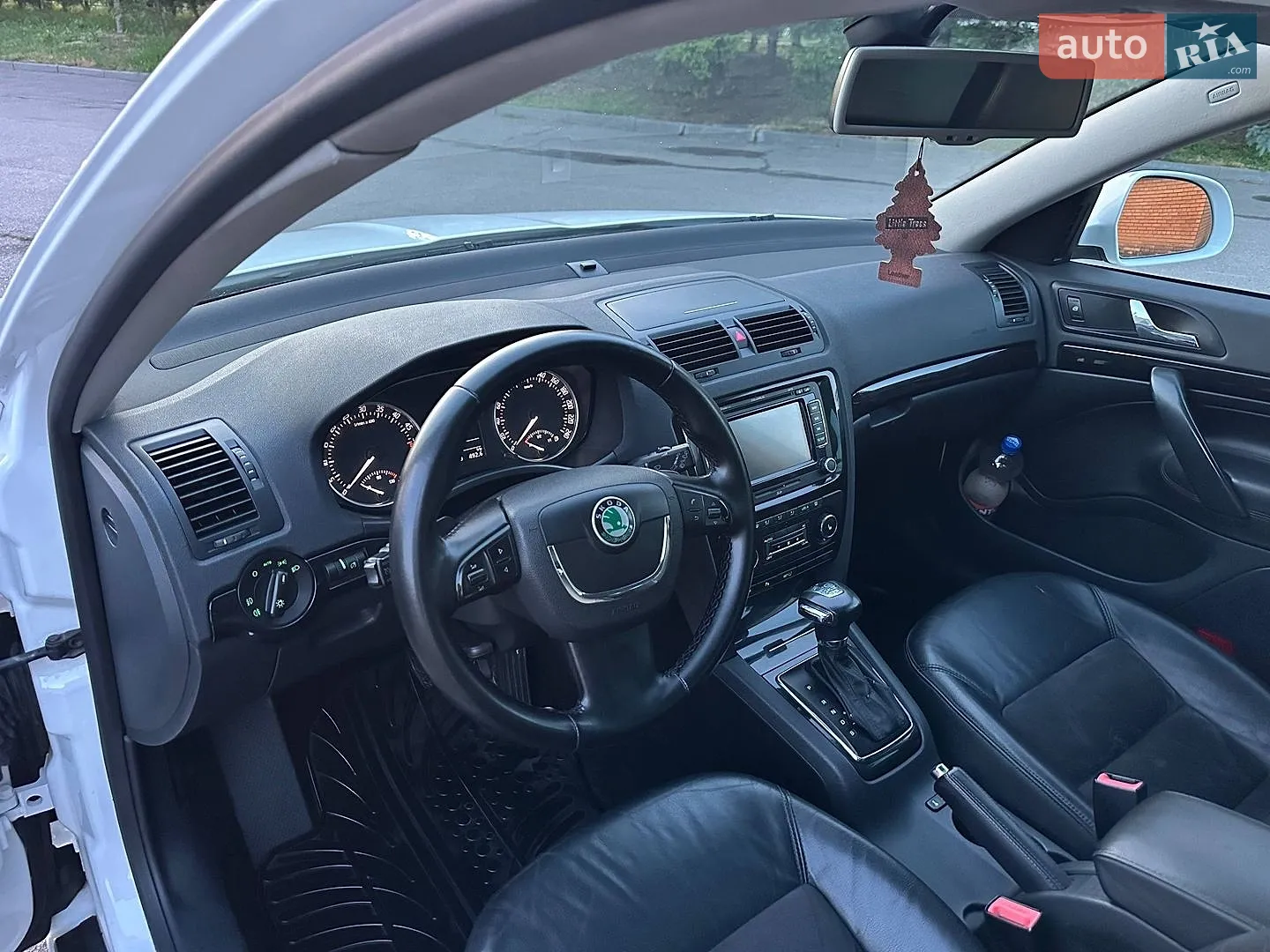 2012 Skoda Octavia - мініатюра 18