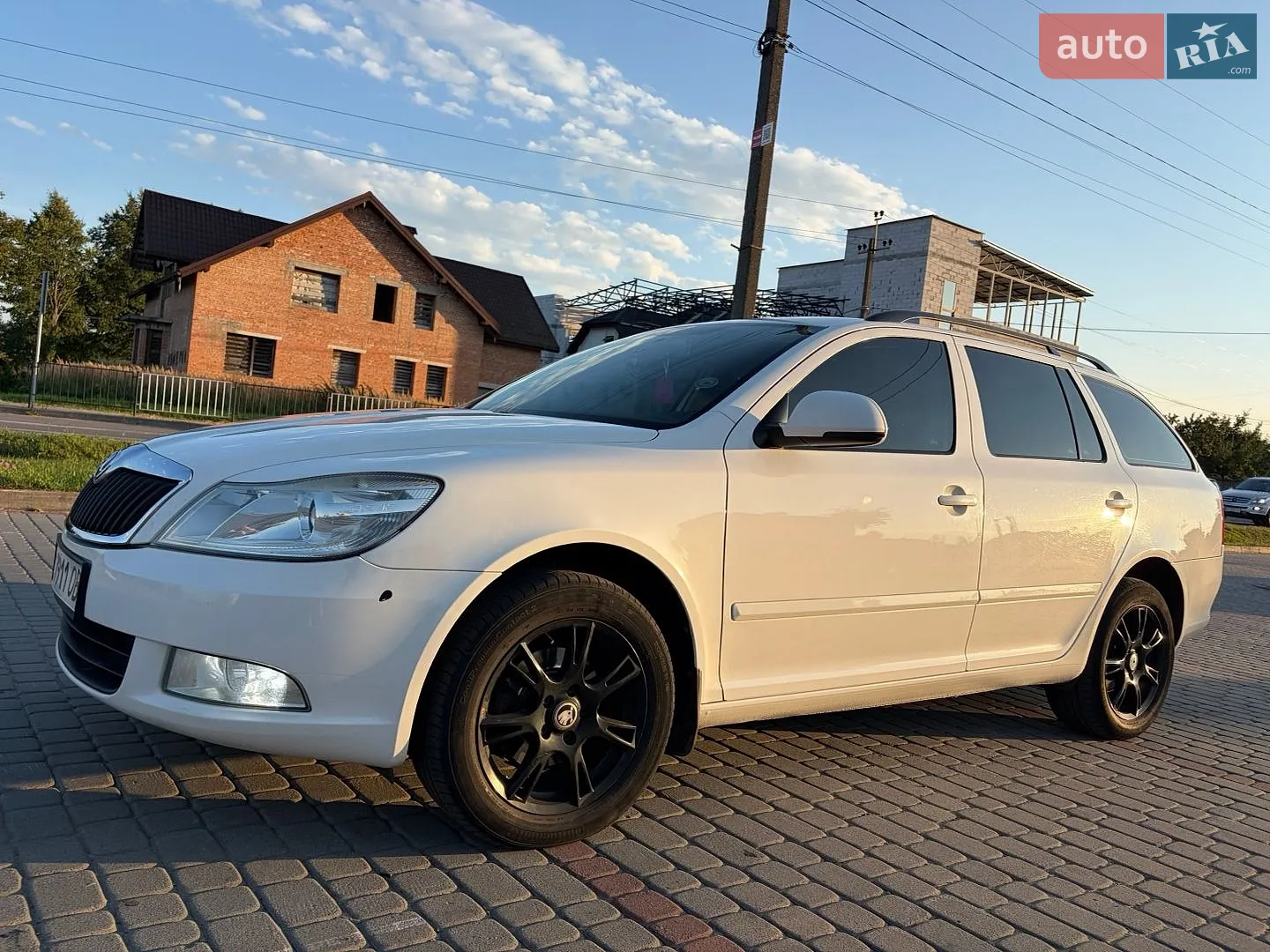 2010 Skoda Octavia - мініатюра 5