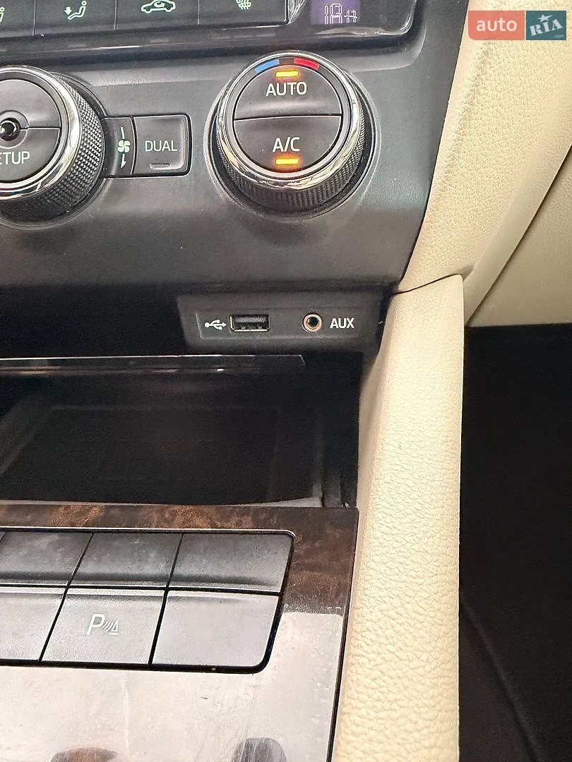 2014 Skoda Octavia - мініатюра 128