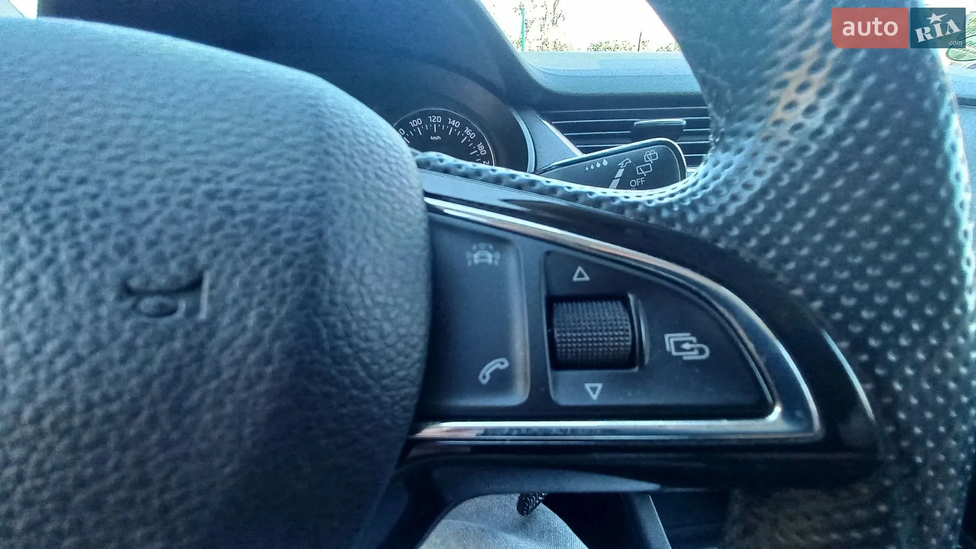 2016 Skoda Octavia - мініатюра 26