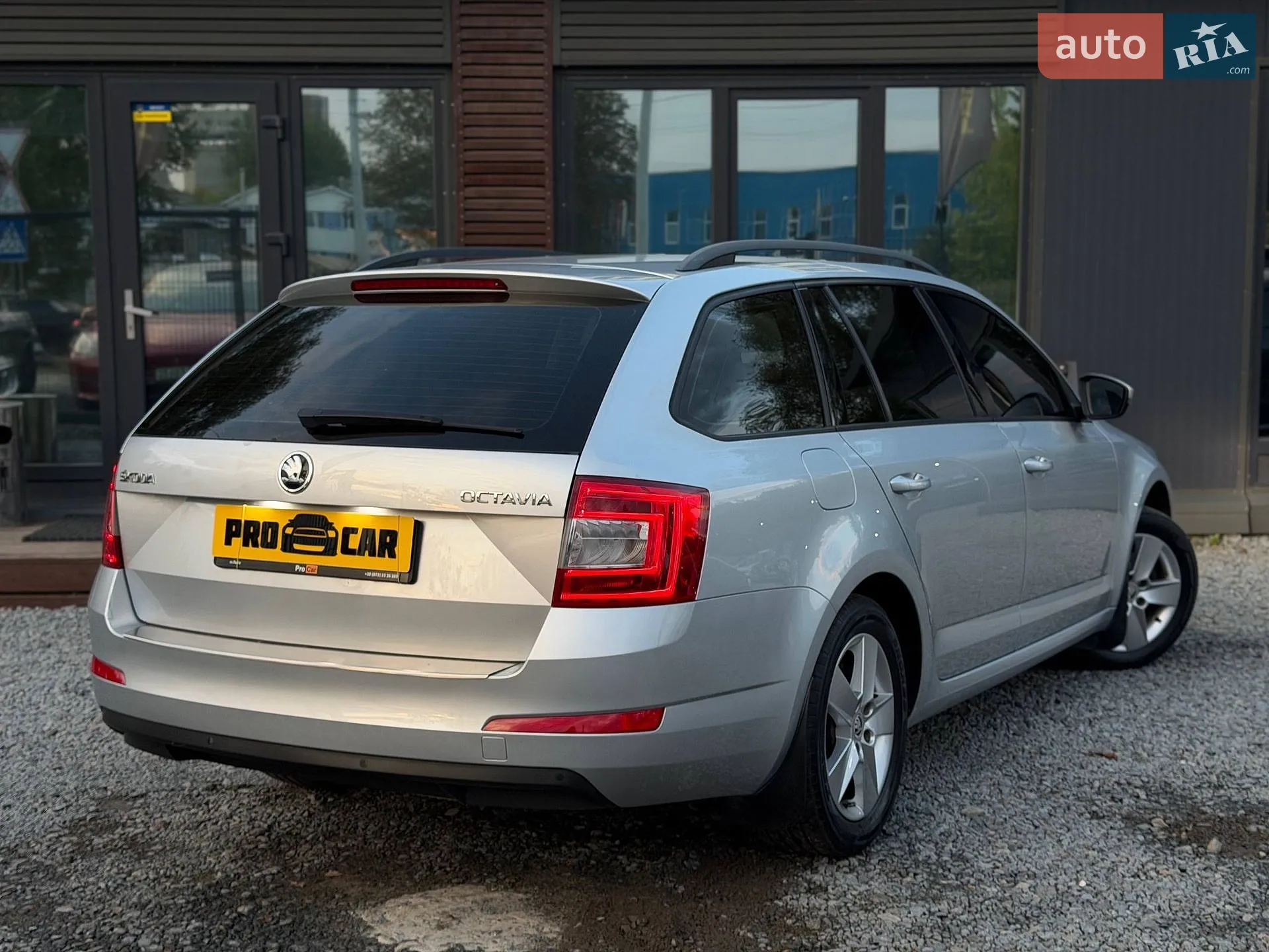 2016 Skoda Octavia - мініатюра 3
