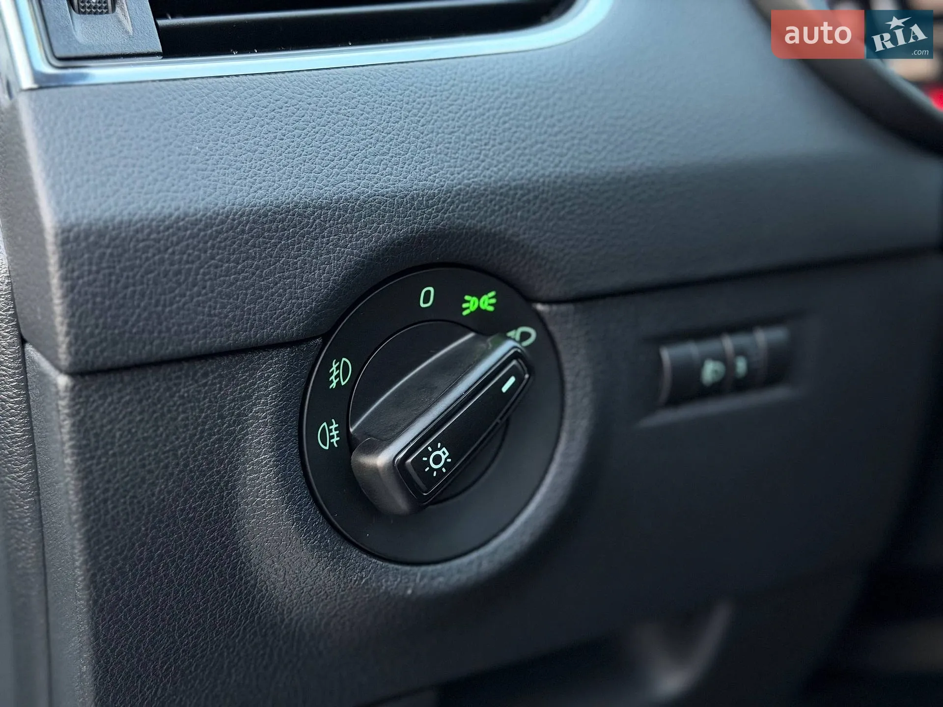 2016 Skoda Octavia - мініатюра 21