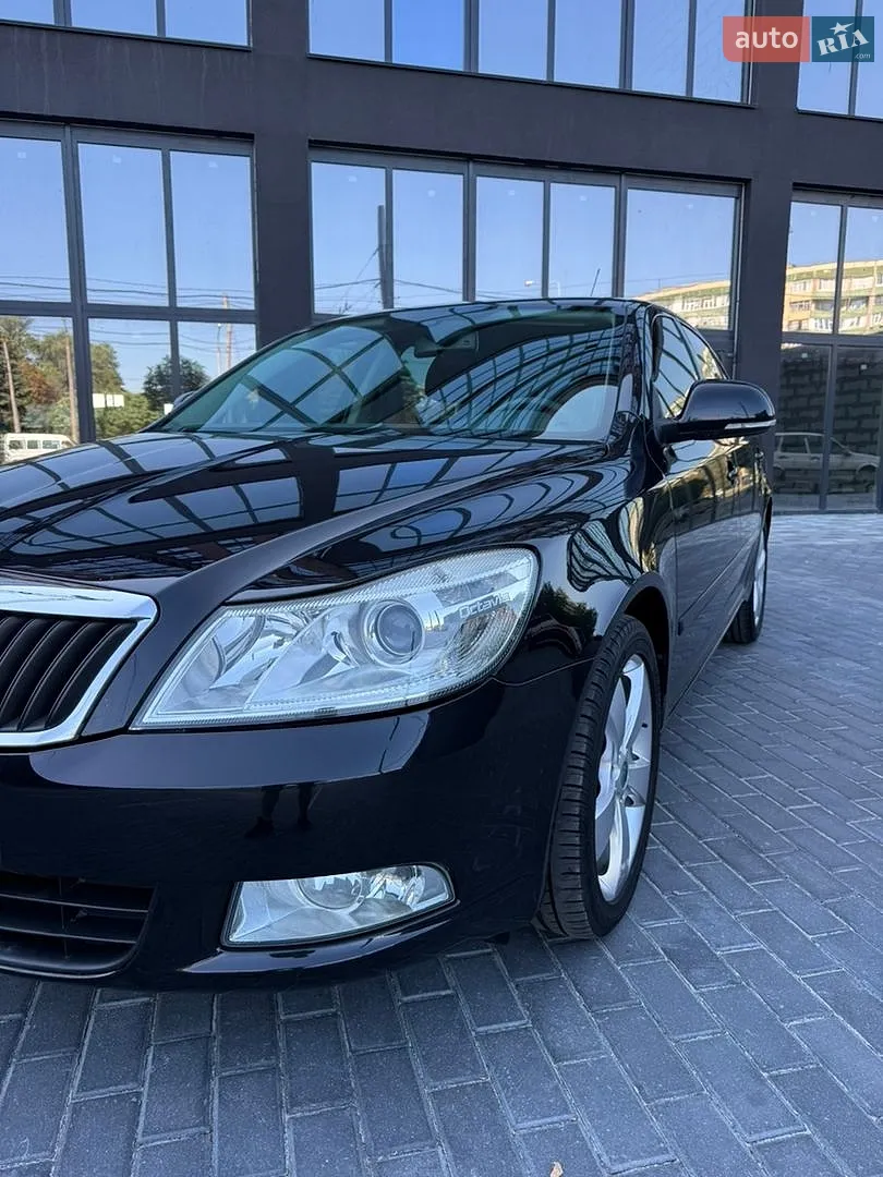 2010 Skoda Octavia - мініатюра 6
