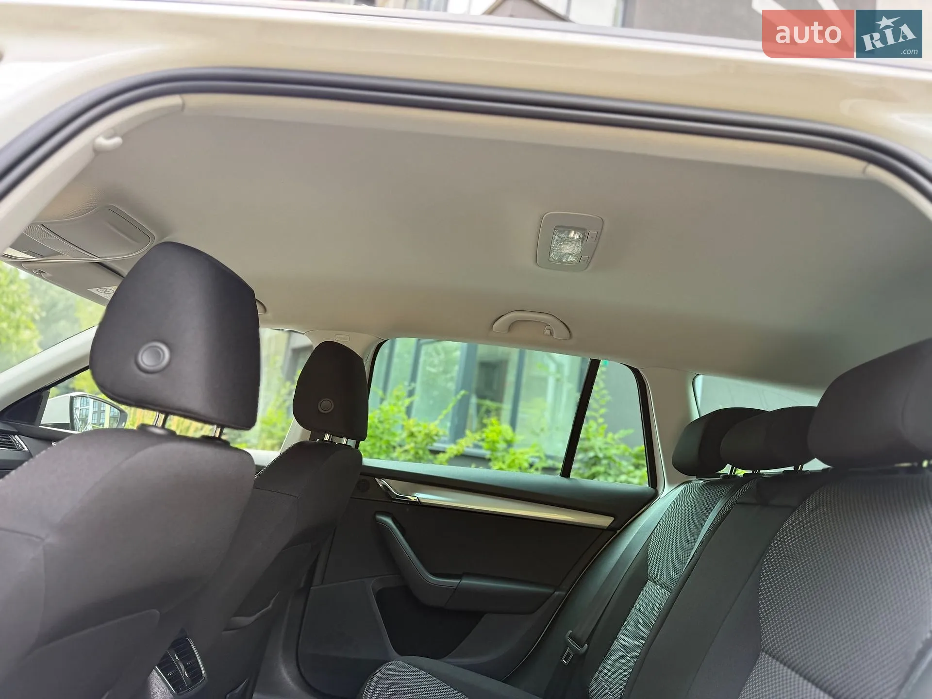 2016 Skoda Octavia - мініатюра 23