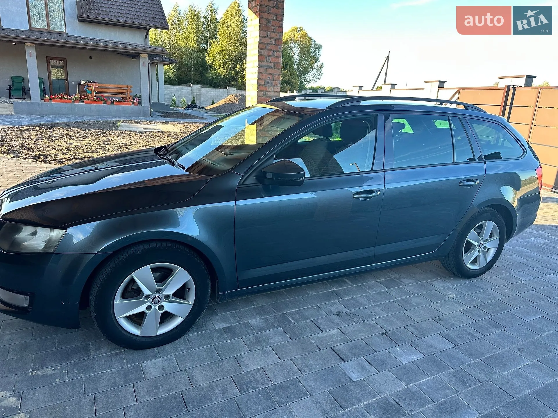 2015 Skoda Octavia - фото 1