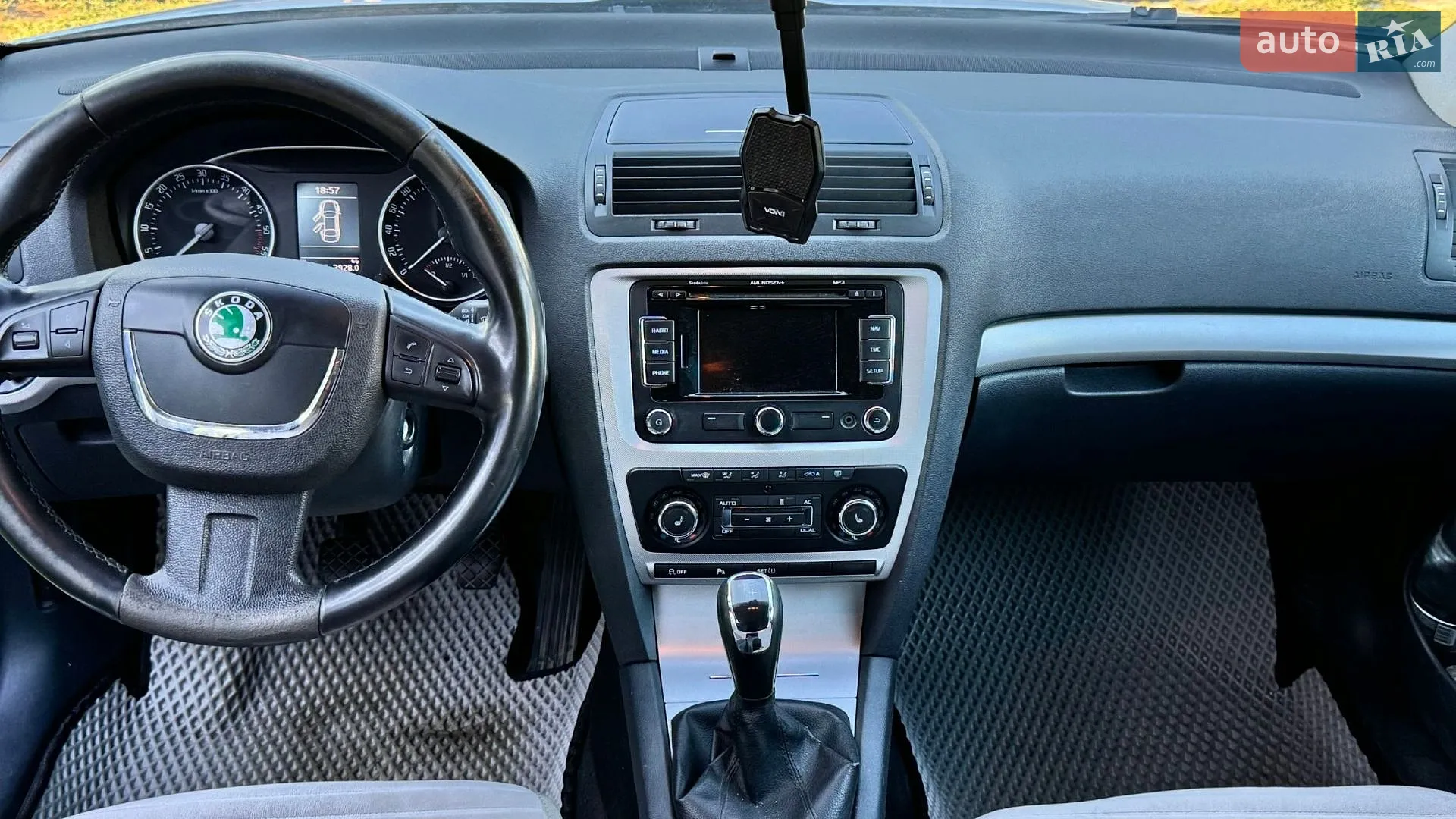 2011 Skoda Octavia - мініатюра 6