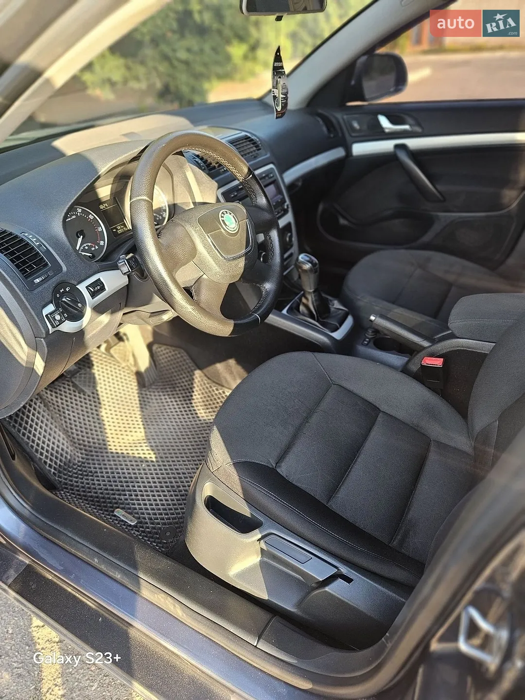 2011 Skoda Octavia - мініатюра 6