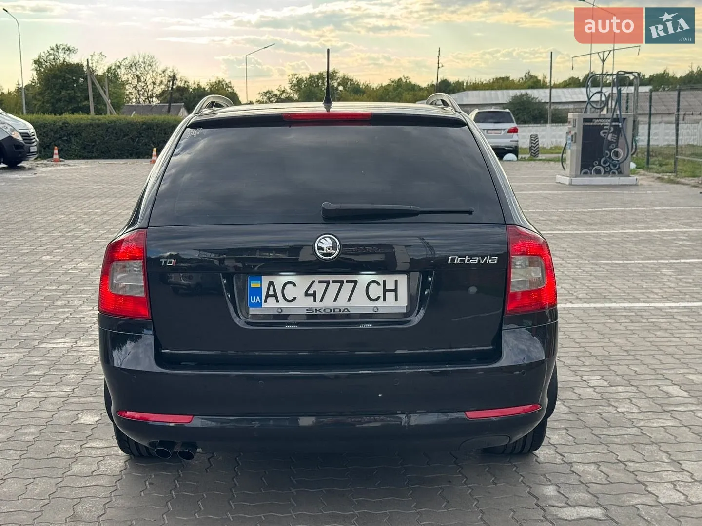 2010 Skoda Octavia - мініатюра 6