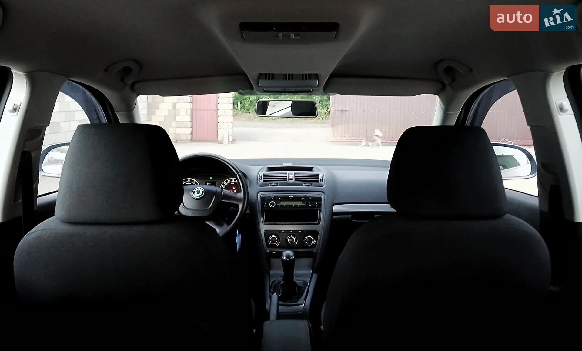2010 Skoda Octavia - мініатюра 10