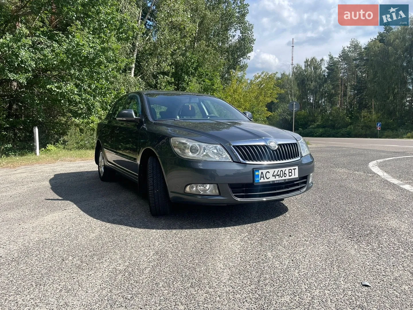 2010 Skoda Octavia - фото 1