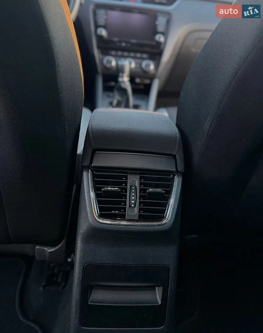 2016 Skoda Octavia - мініатюра 20