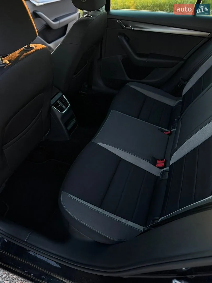 2016 Skoda Octavia - мініатюра 21