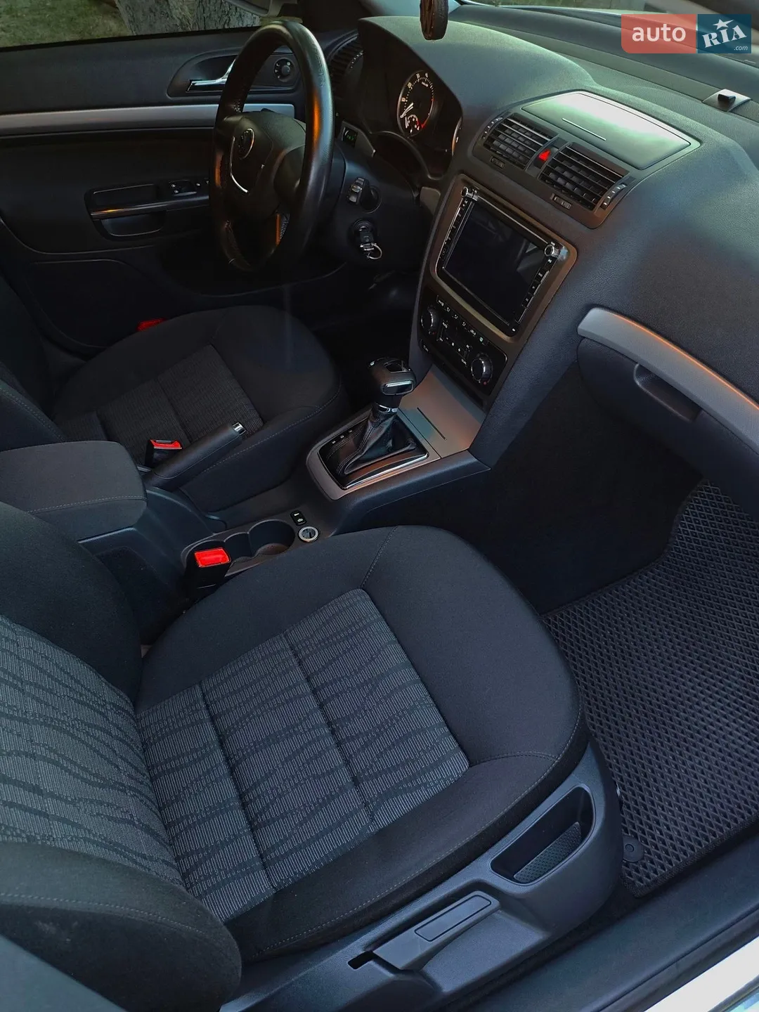 2011 Skoda Octavia - мініатюра 6