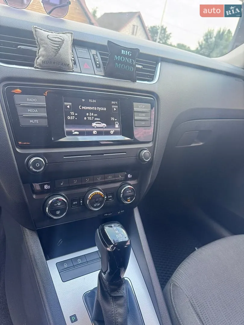2015 Skoda Octavia - мініатюра 13