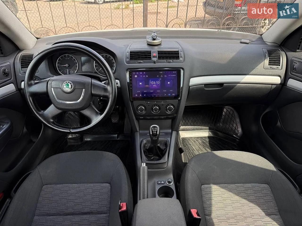 2011 Skoda Octavia - мініатюра 10
