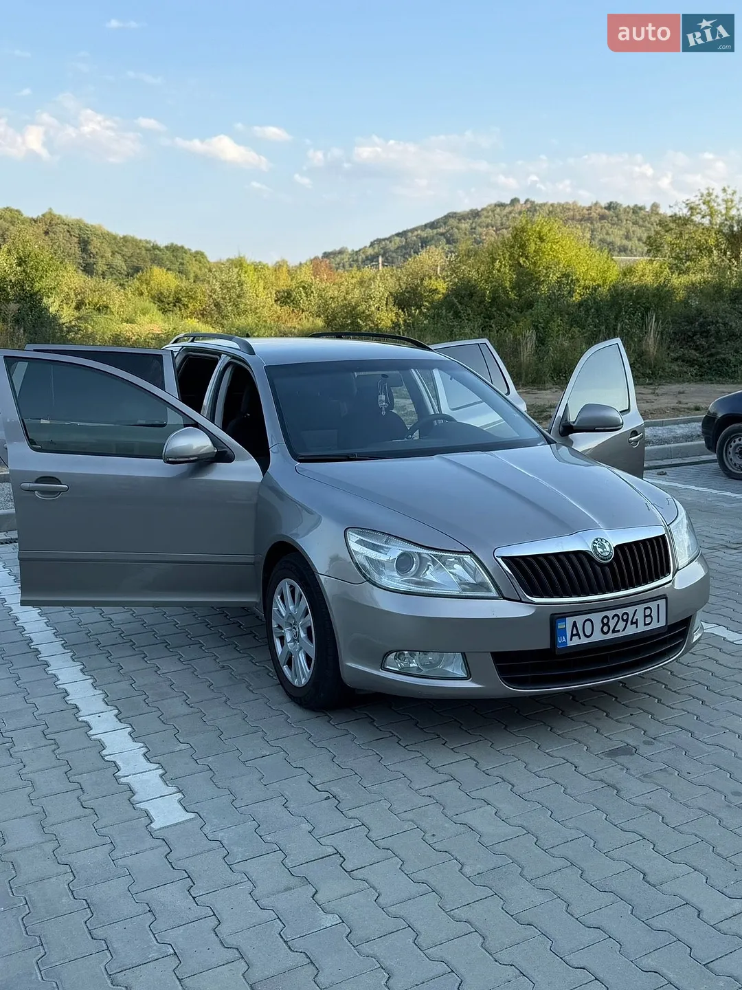 2011 Skoda Octavia - мініатюра 2