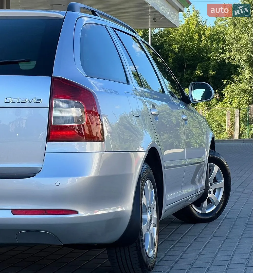 2010 Skoda Octavia - мініатюра 5