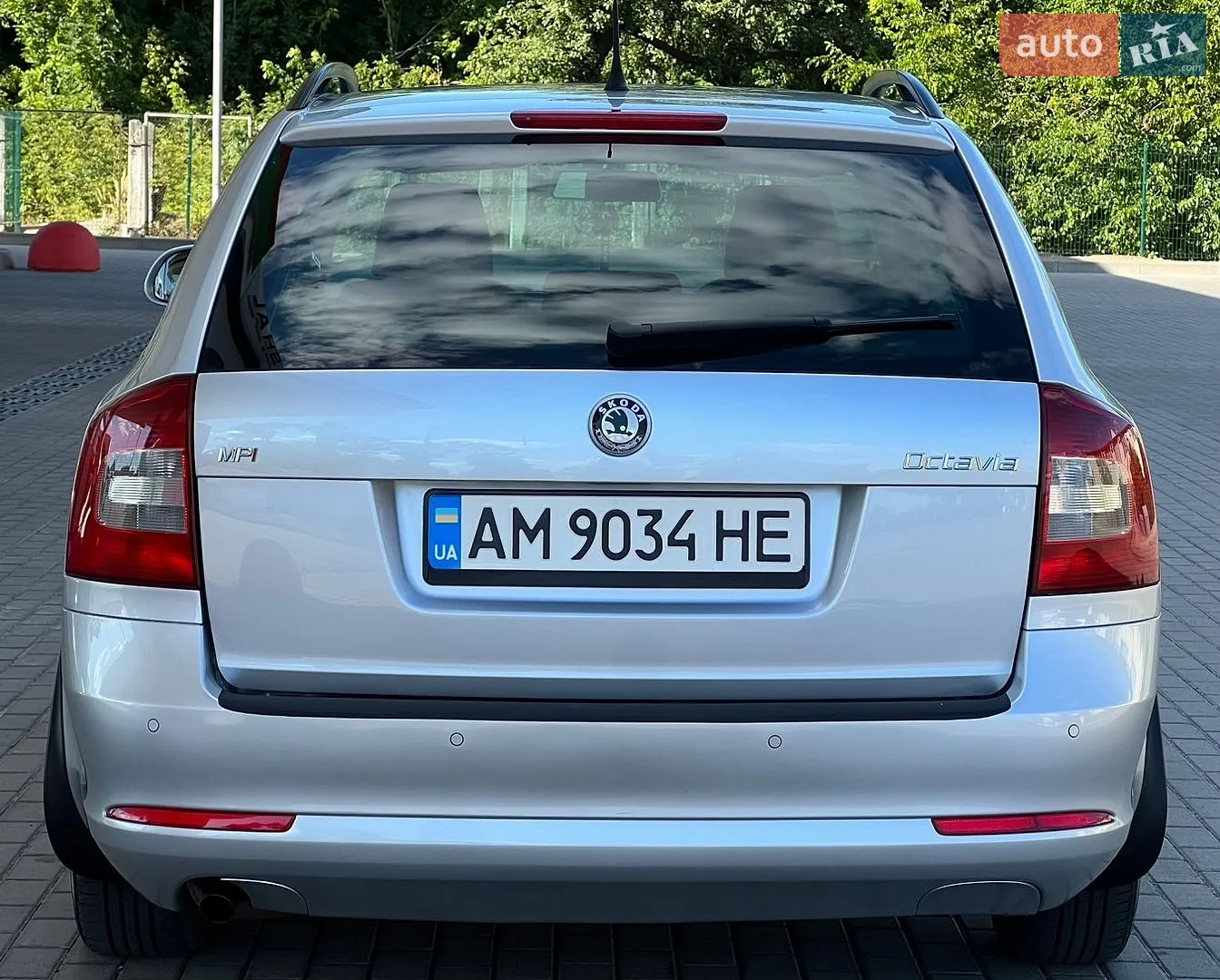 2010 Skoda Octavia - мініатюра 10