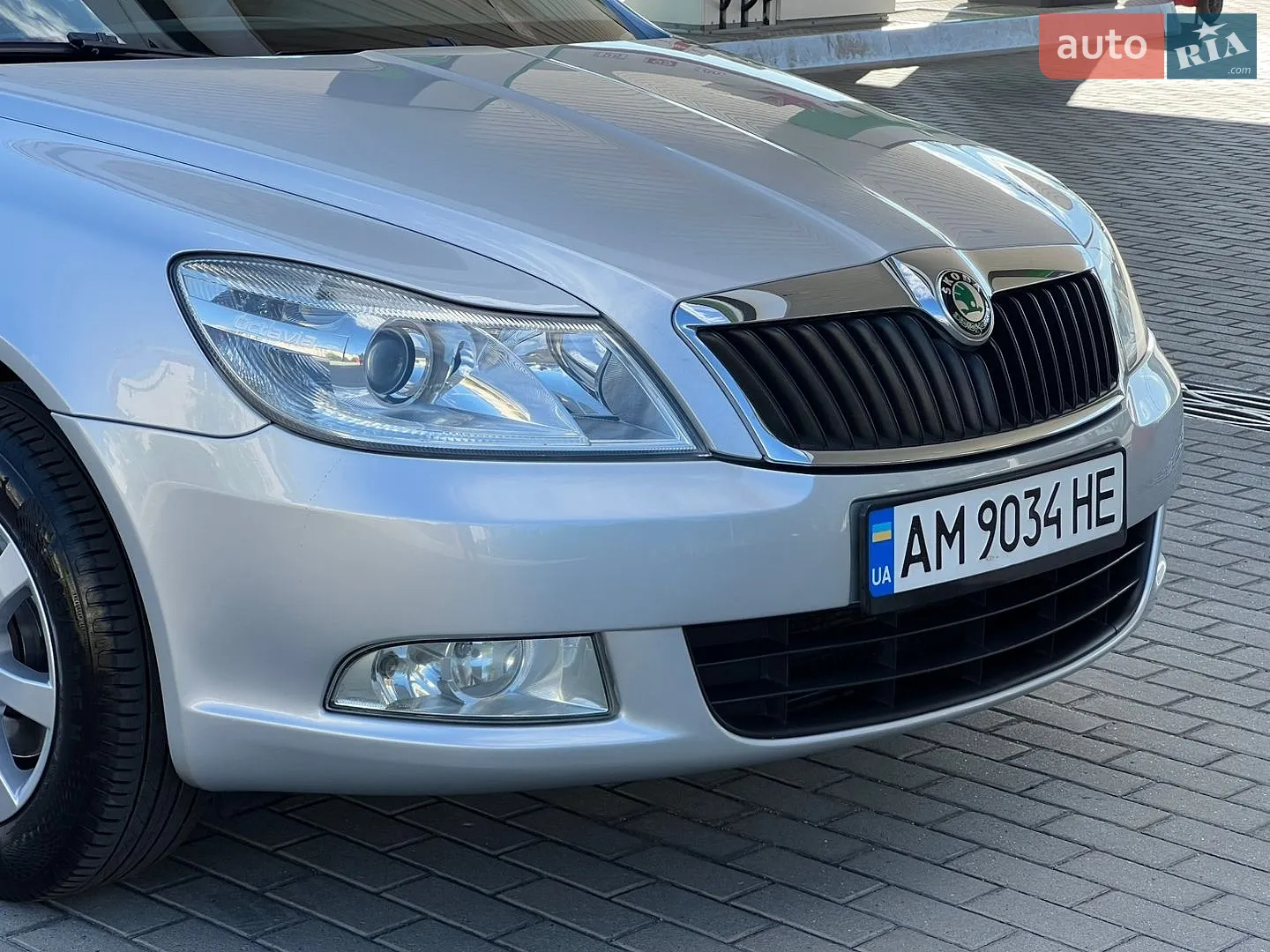 2010 Skoda Octavia - мініатюра 16
