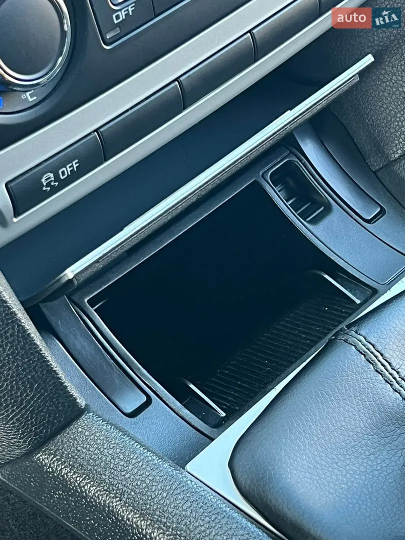 2010 Skoda Octavia - мініатюра 47