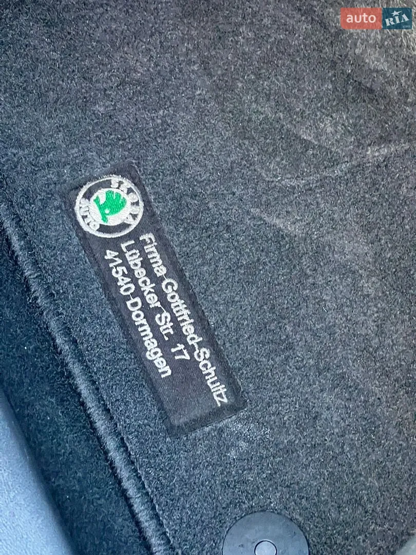2010 Skoda Octavia - мініатюра 54