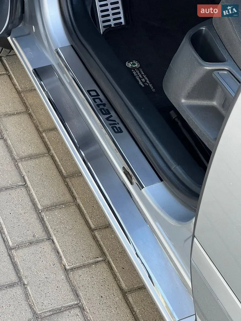 2010 Skoda Octavia - мініатюра 55