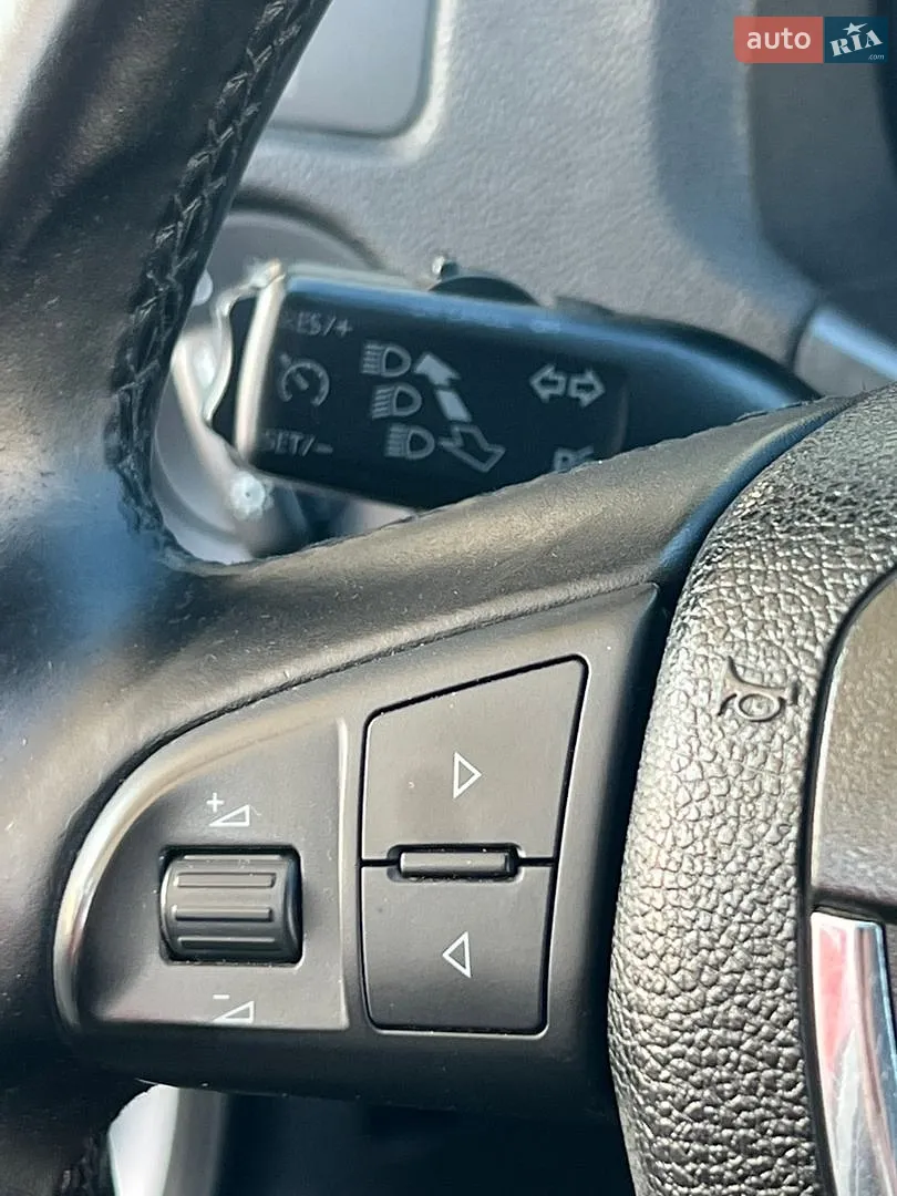 2010 Skoda Octavia - мініатюра 60