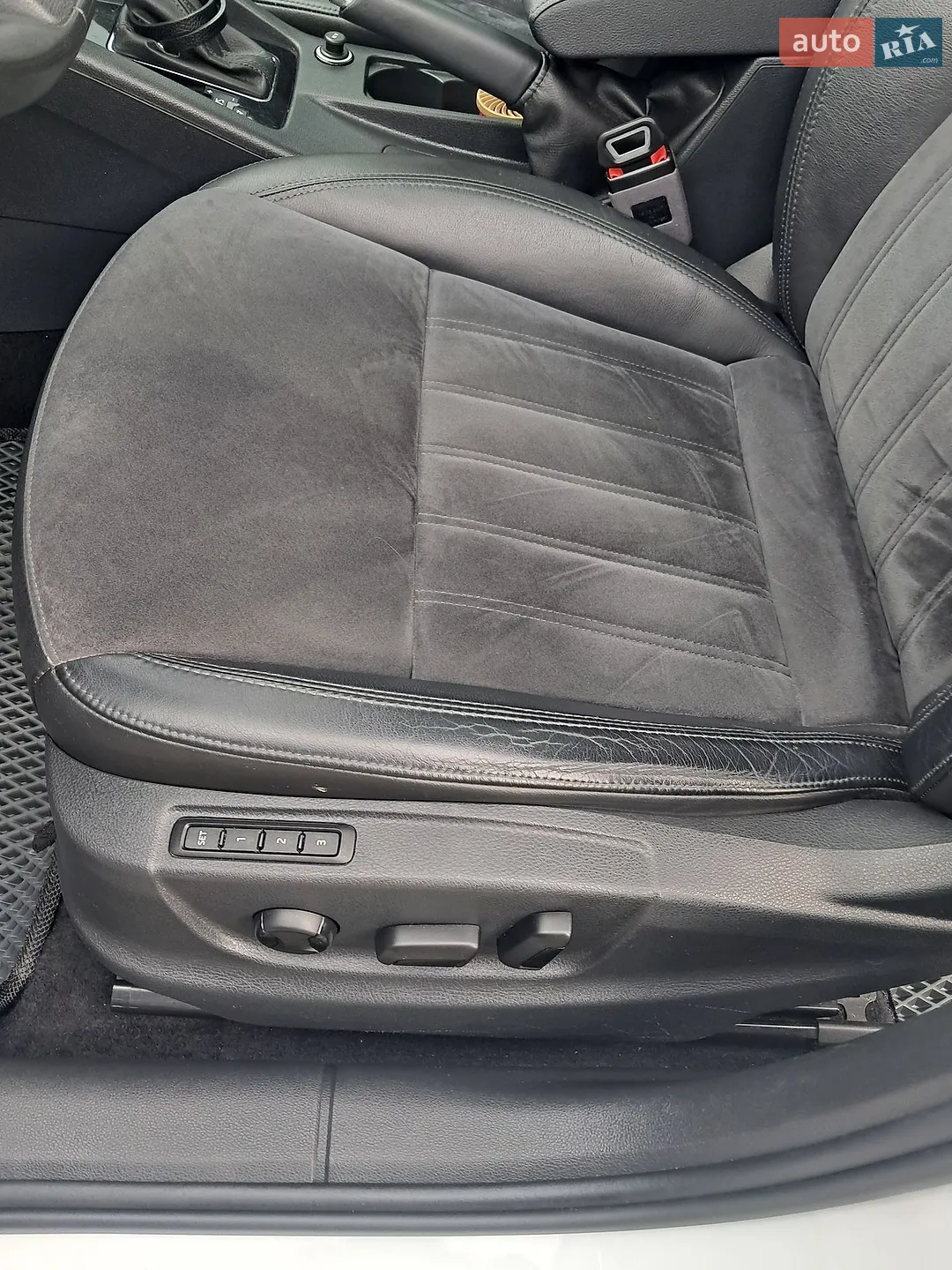 2017 Skoda Octavia - мініатюра 13