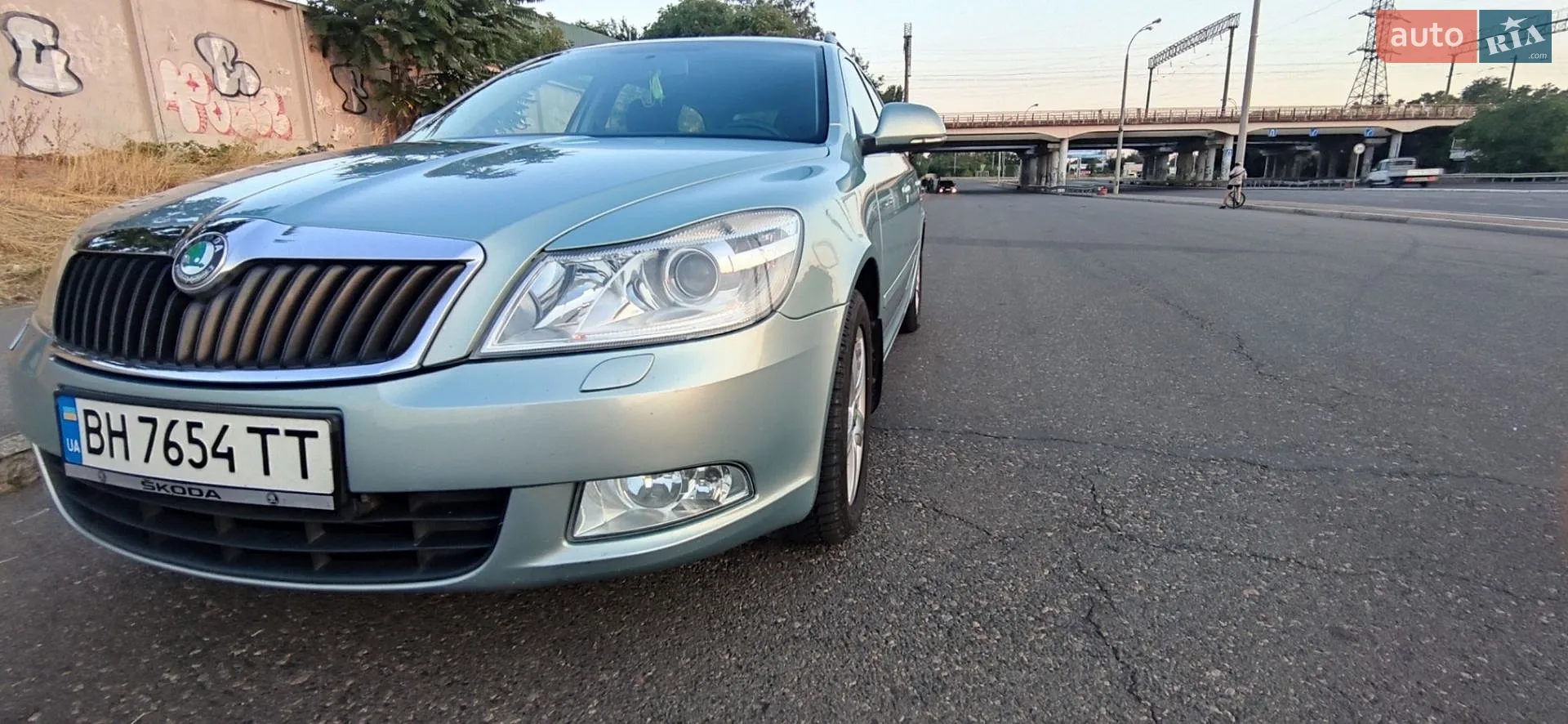 2010 Skoda Octavia - мініатюра 12