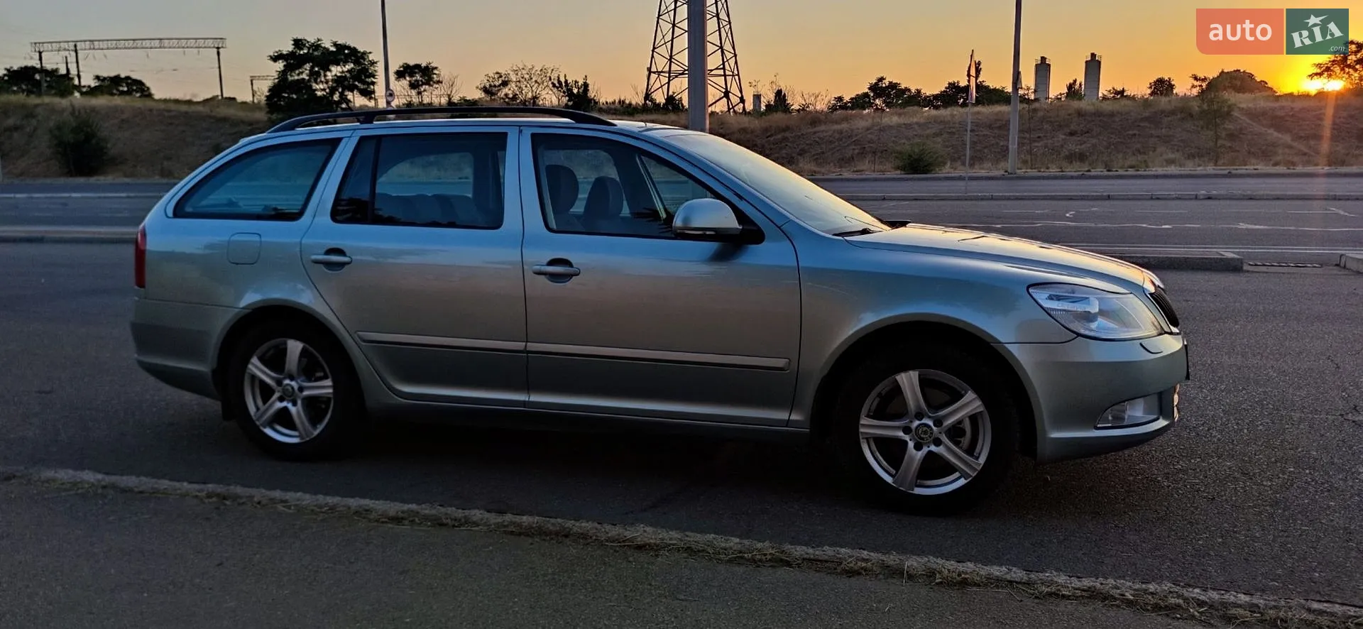 2010 Skoda Octavia - мініатюра 6