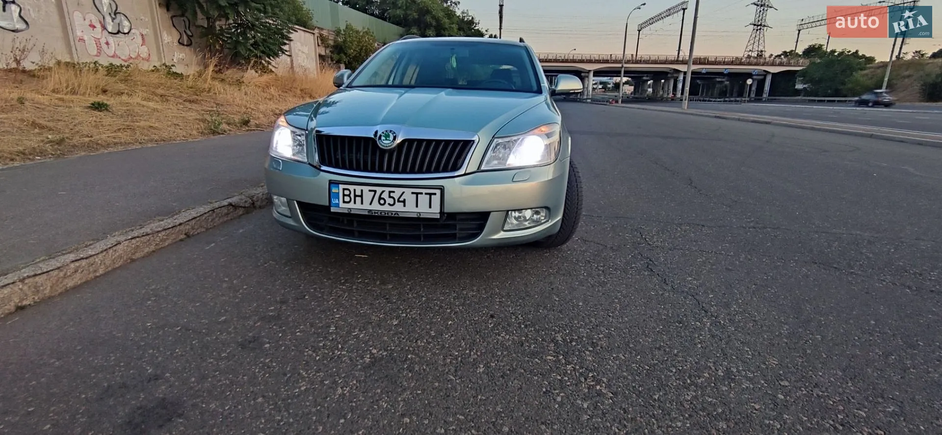 2010 Skoda Octavia - мініатюра 15