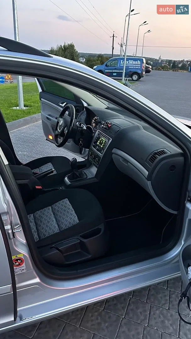 2012 Skoda Octavia - мініатюра 15