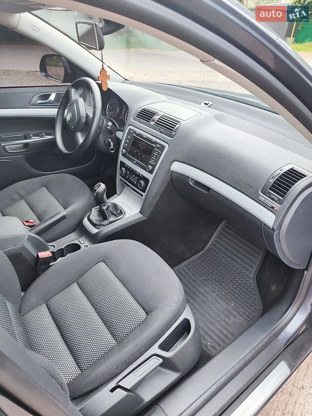 2011 Skoda Octavia - мініатюра 9
