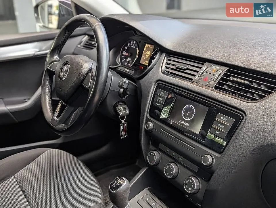 2016 Skoda Octavia - мініатюра 9